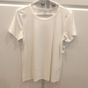 Old Navy Lady’s Tee Size Large
